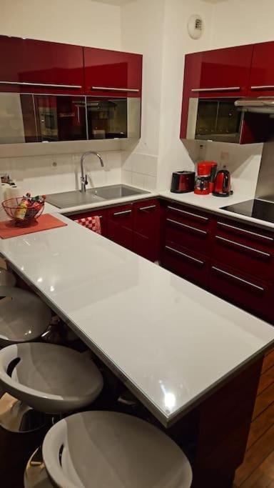 ארג'נטויל Joli Appartement Avec Jardin Et 2 Parkings Prives מראה חיצוני תמונה