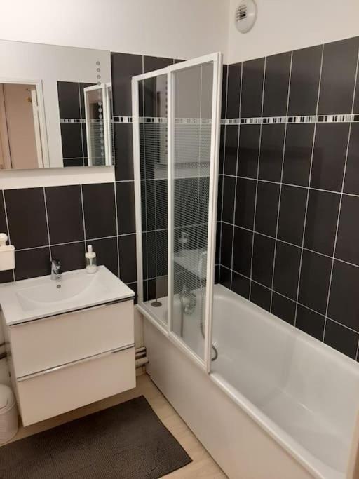 ארג'נטויל Joli Appartement Avec Jardin Et 2 Parkings Prives מראה חיצוני תמונה