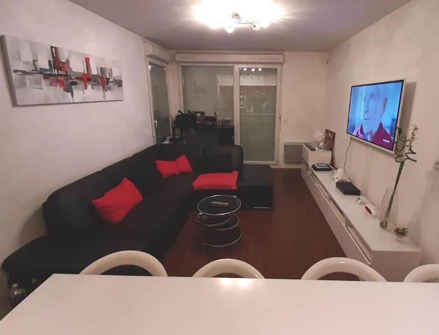 ארג'נטויל Joli Appartement Avec Jardin Et 2 Parkings Prives מראה חיצוני תמונה