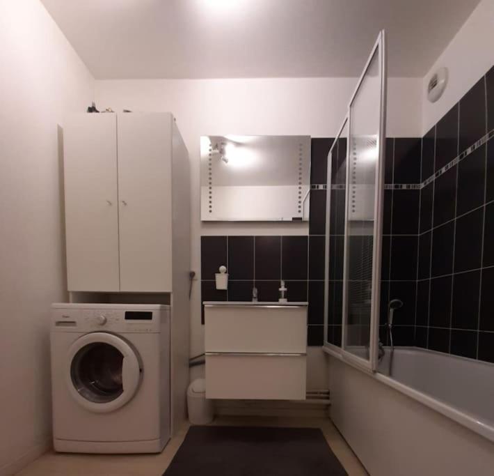 ארג'נטויל Joli Appartement Avec Jardin Et 2 Parkings Prives מראה חיצוני תמונה