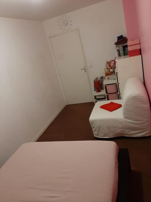 ארג'נטויל Joli Appartement Avec Jardin Et 2 Parkings Prives מראה חיצוני תמונה